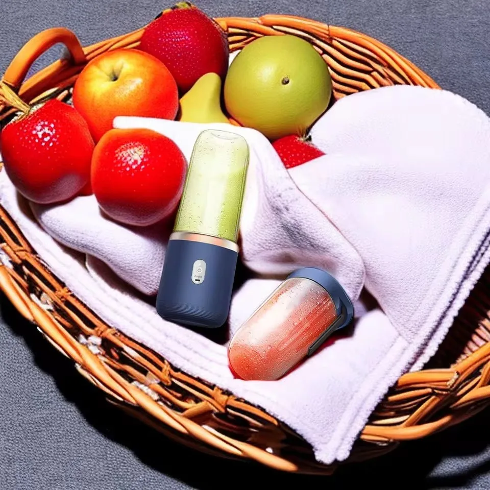 1pc Portable Small Electric Juicer Stainless Steel Blade Cup Juicer Fruit Automatic Smoothie Ice Maker Blender Kitchen Tool - Image 8